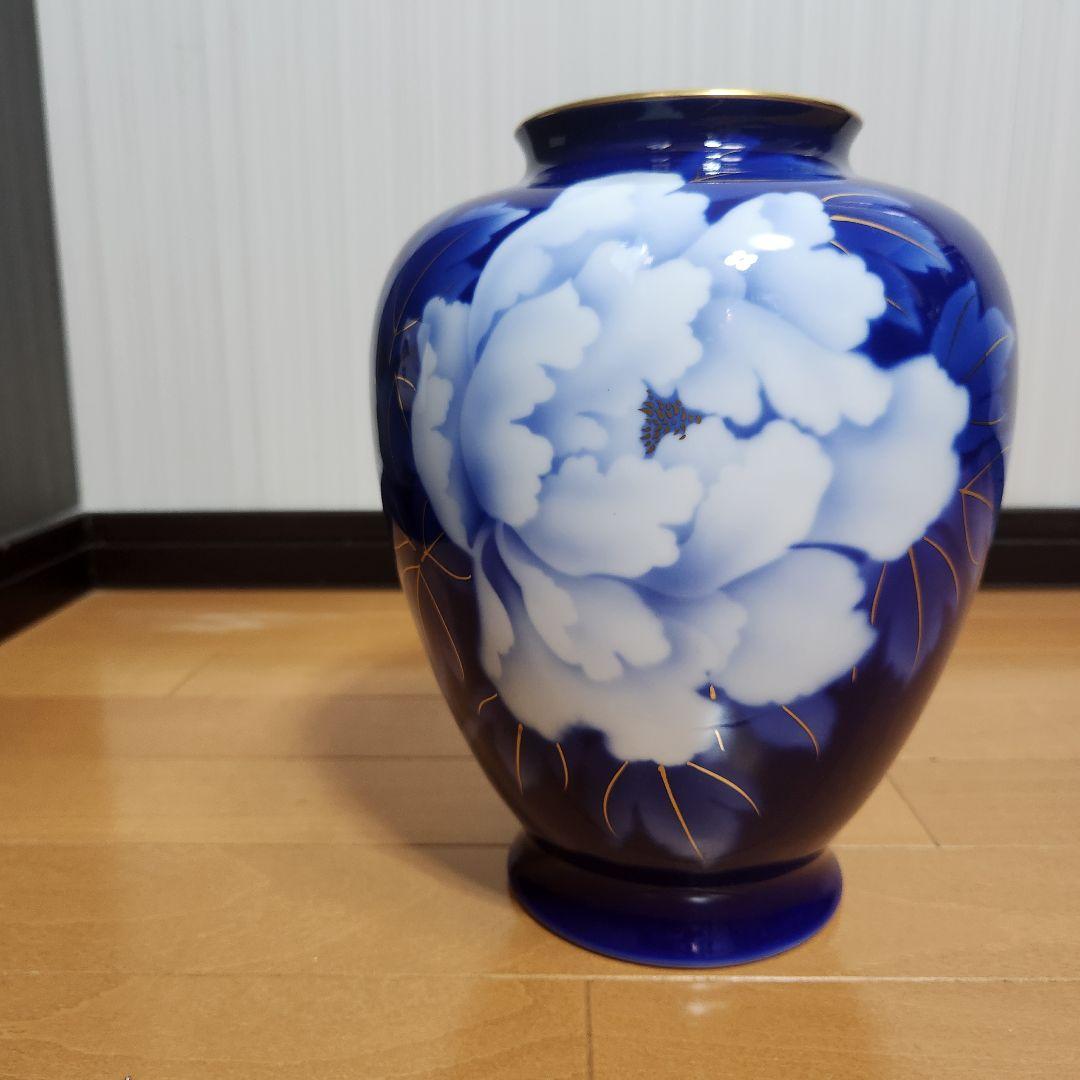 【新品価格44,000円】深川製磁 瑠璃牡丹 ルリ牡丹 Ｆ型９号 花生 有田焼