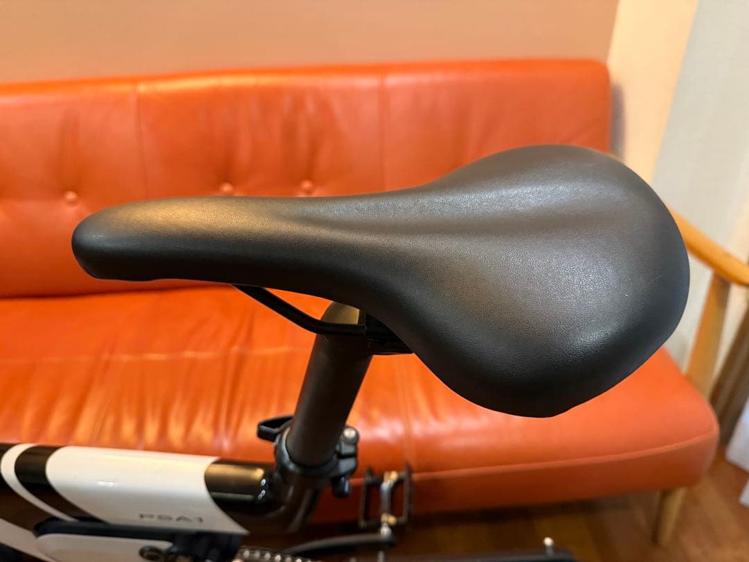 BESV PSA1 ホワイト（美品）