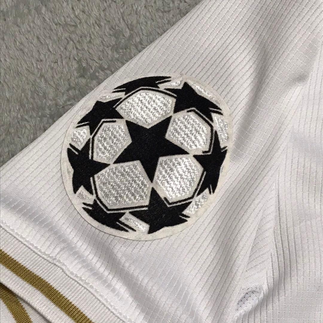 アディダス　レアルマドリード　レプリカ半袖サッカーユニフォーム　アザール