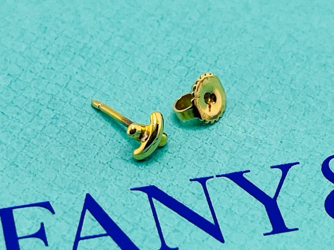 c920 ティファニー　クロス　ステッチ　AU750 k18 YG ピアス　片耳