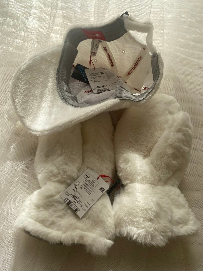 新品未使用タグ付き　ゴルフ　new balance 帽子　手袋　セット