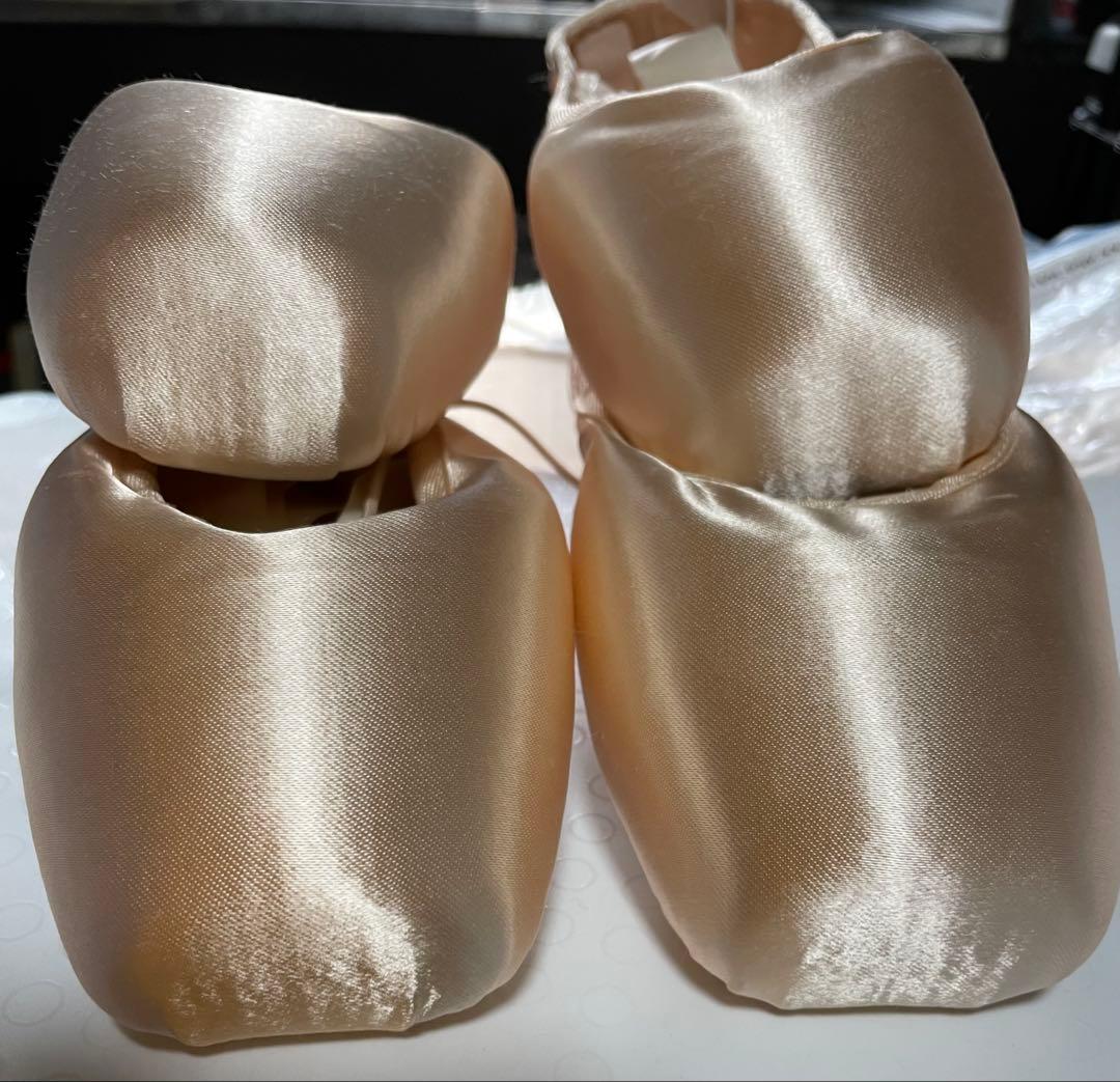 BLOCH バランスヨーロピアン トゥシューズ 3.5xxx (D) 二足未使用