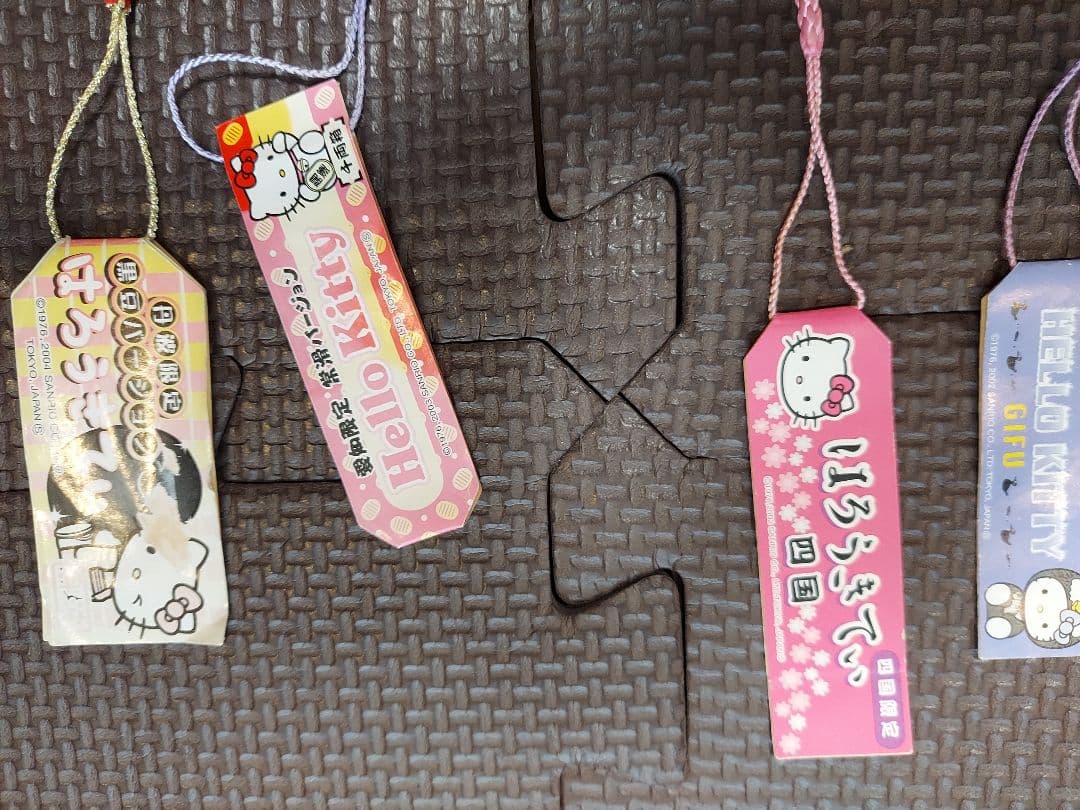 ハローキティご当地ストラップ38個セットバラ売り不可