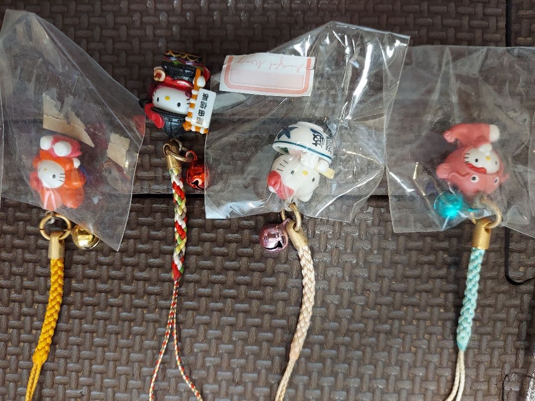 ハローキティご当地ストラップ38個セットバラ売り不可