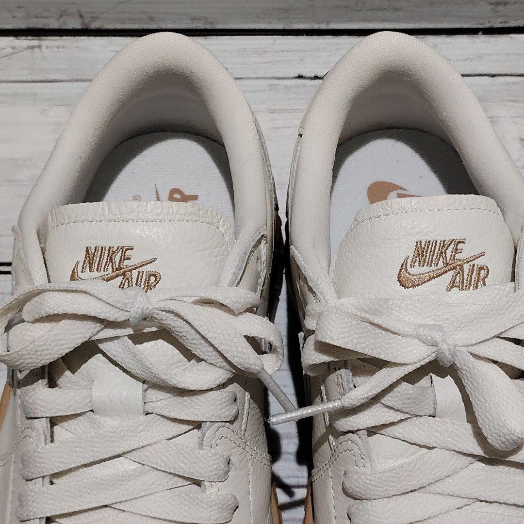 極美品✨24cm ナイキ ウィメンズ エアジョーダン1 ブルックリン ロー 白