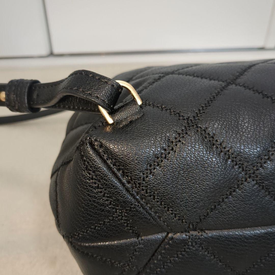 極美品 トリーバーチ ウィラ リュック キルティング ゴールド ロゴ ブラック