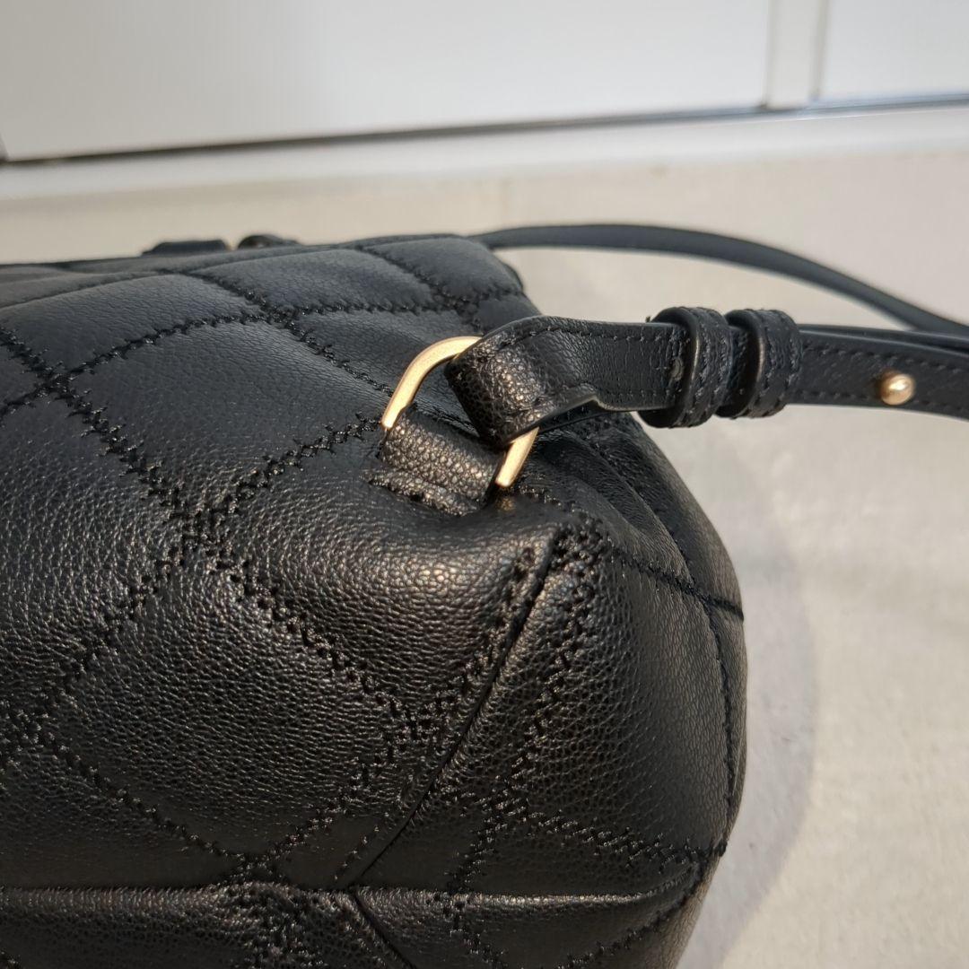 極美品 トリーバーチ ウィラ リュック キルティング ゴールド ロゴ ブラック