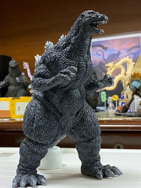 海洋堂 酒井ゆうじ ゴジラ 1994 モゲゴジ ソフビキット 完成品 - メルカリ