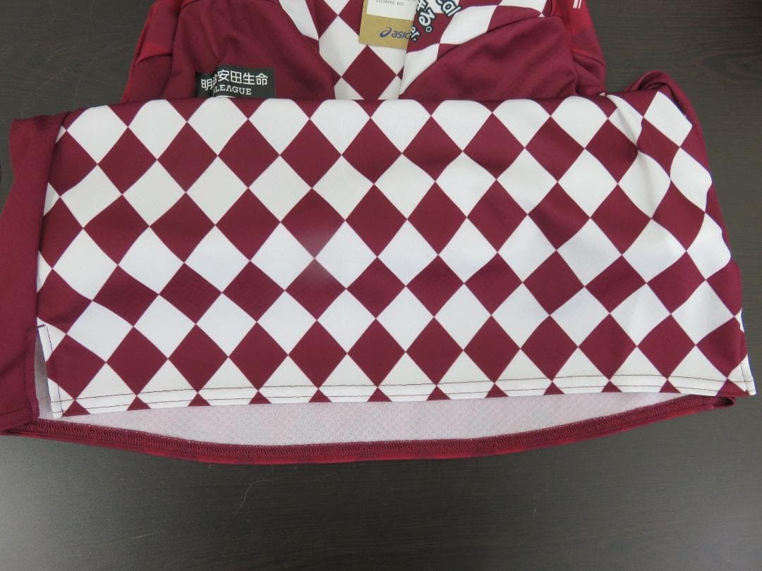 ヴィッセル神戸 イニエスタ選手 ユニフォーム レプリカ L 未使用 タグ