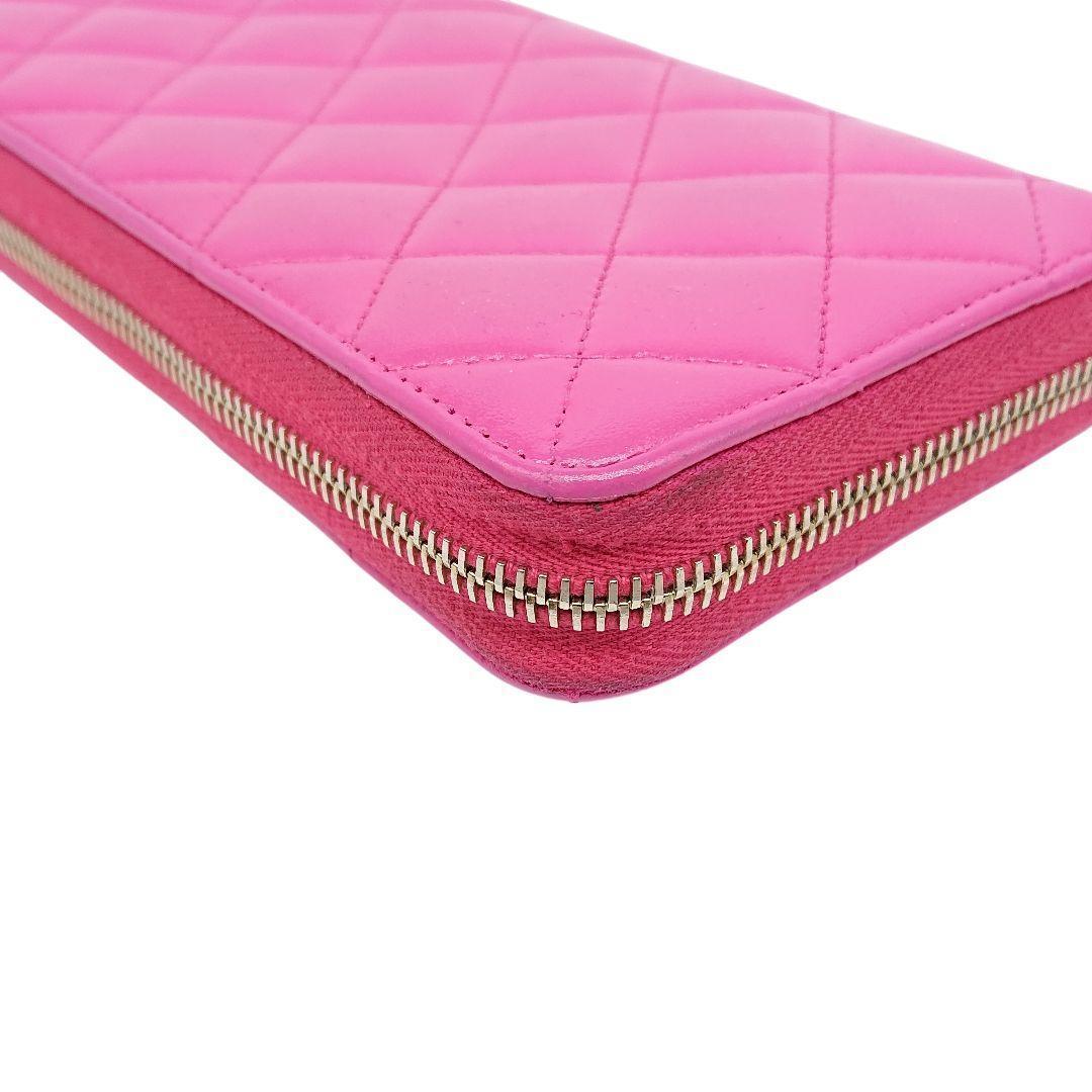 CHANEL ピンク マトラッセ ココマーク 長財布　ラウンド　箱　カード付