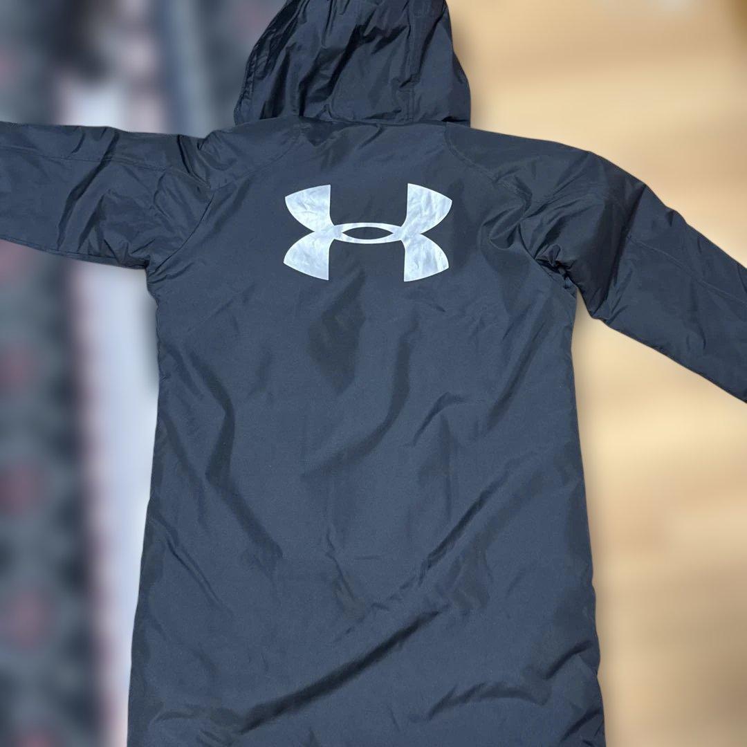 Under Armour 防水フード付きベンチコート