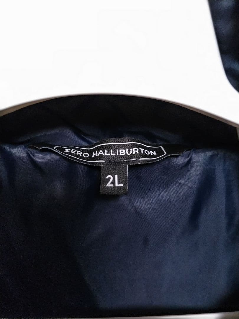 美品　ゼロハリバートン　中綿　パーカー　ネイビー