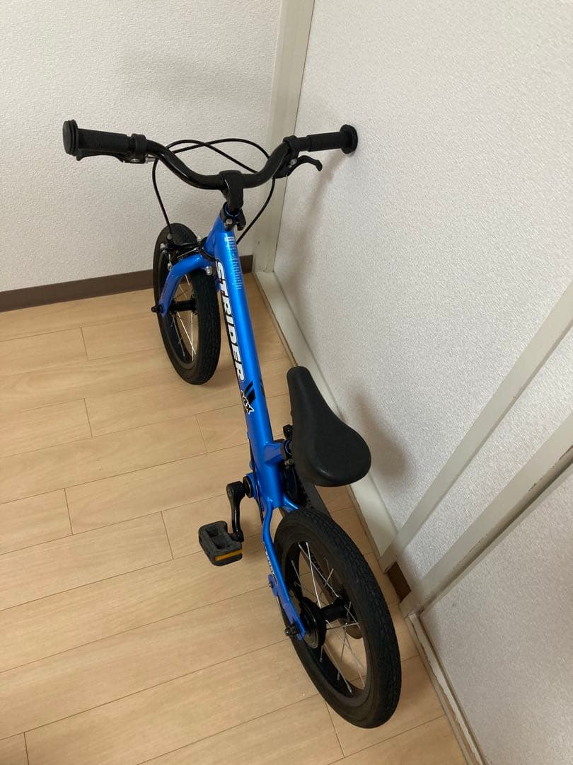神戸市引取限定】STRIDER 14X ストライダー キッズバイク 子供 青