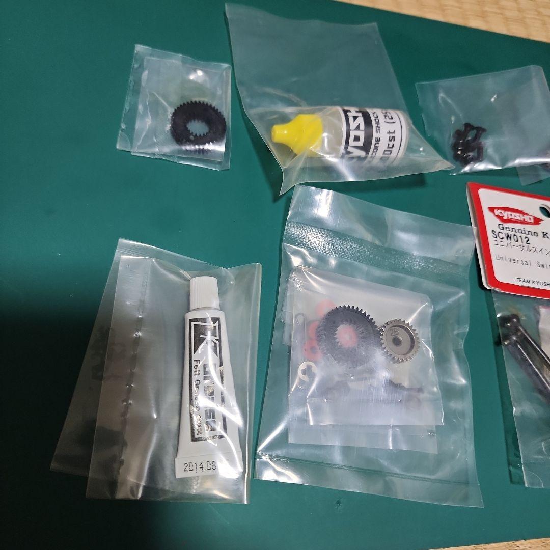 京商SCORPION 2014 1/10オフロードラジコンカー