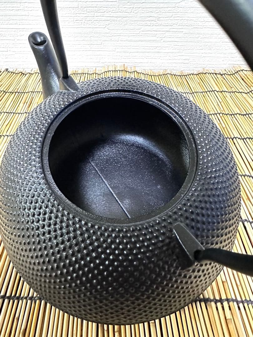 未使用品、栞付　南部盛榮堂ＯＩＧＥＮ造　平形アラレ　メーカー保証ＩＨ対応品