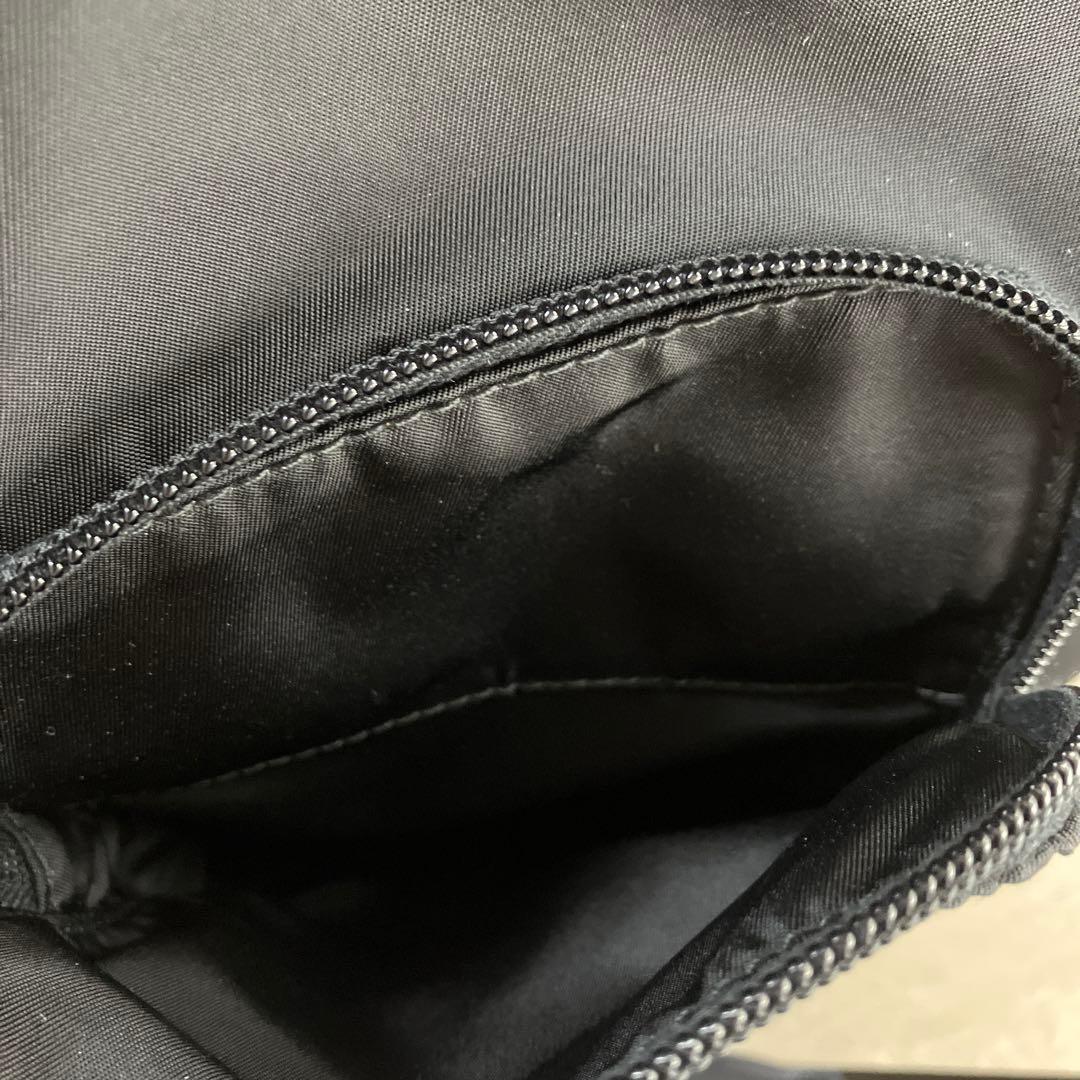 【匿名配送】PRADA プラダ　リュック　ブラック　1BZ005