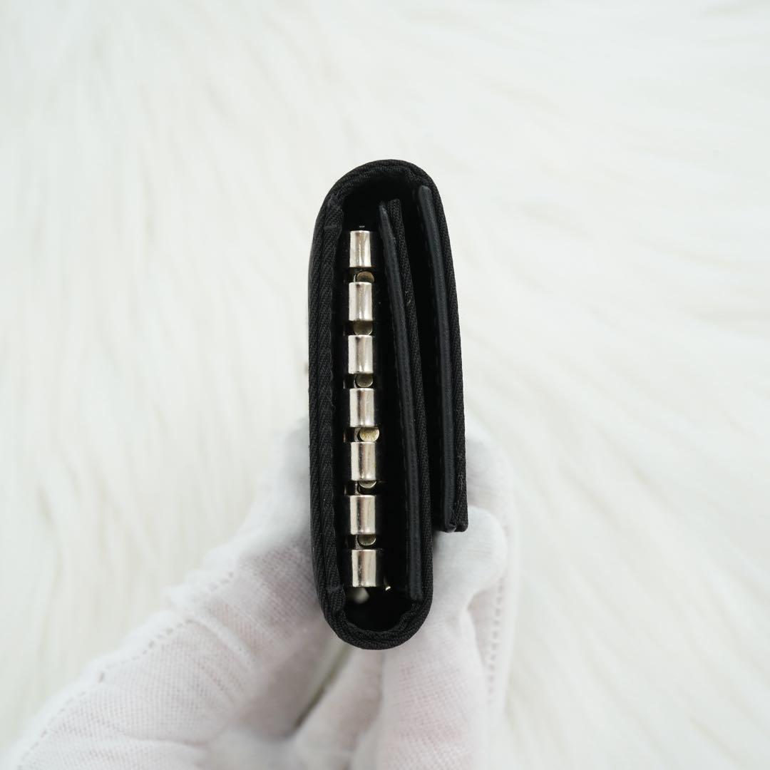 新品未使用品　箱・カード付き　PRADA プラダ　キーケース　三角プレート　黒
