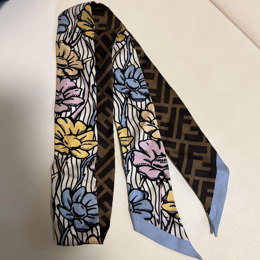 Fendi ラッピー　フェンディ