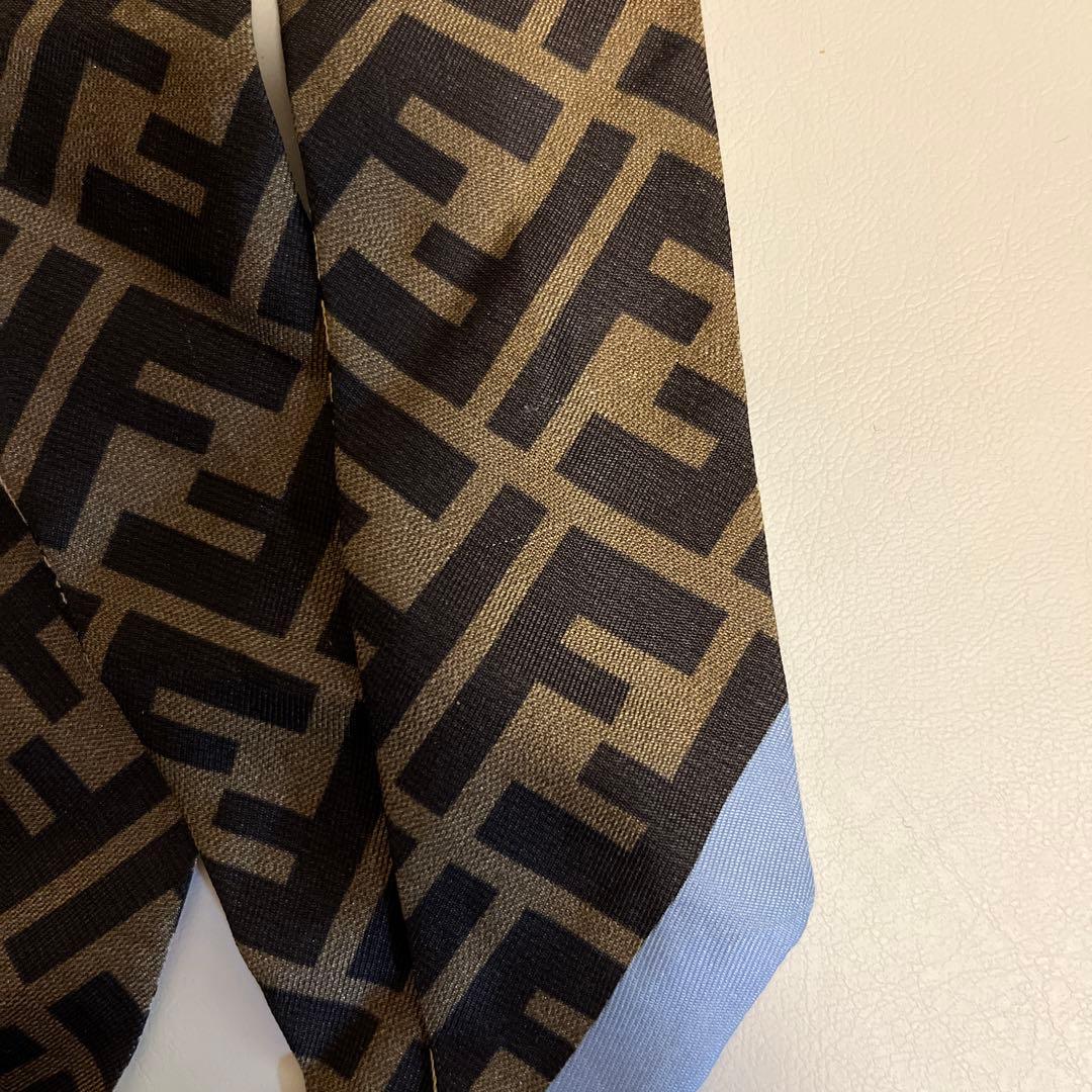 Fendi ラッピー　フェンディ