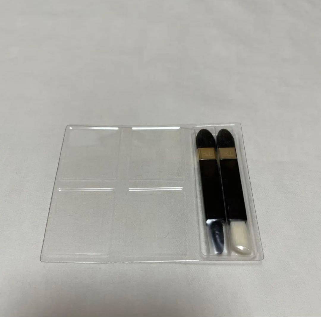 トムフォード アイシャドウ ピーチグラマー