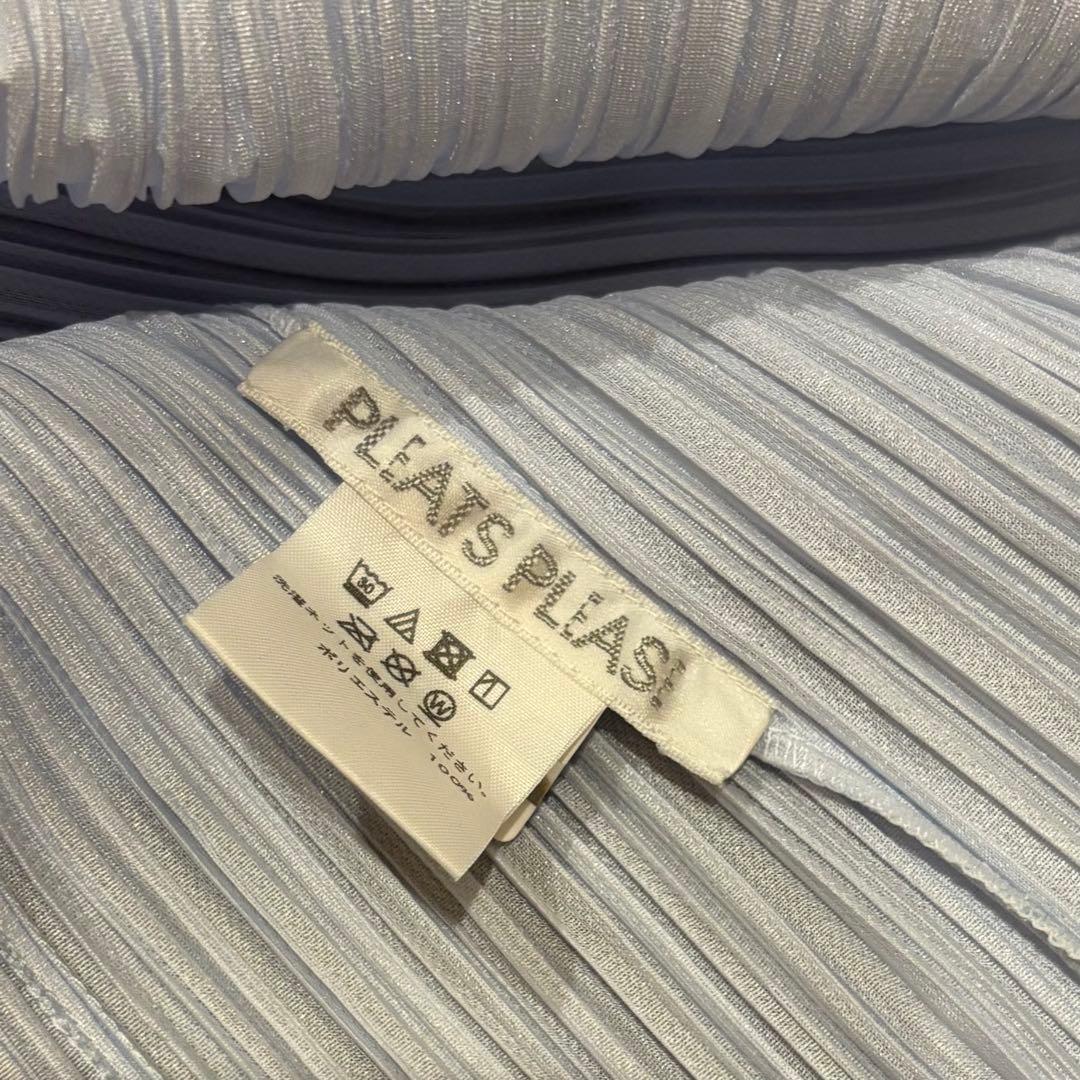 PLEATS PLEASE ISSEI MIYAKE ノースリーブカットソー