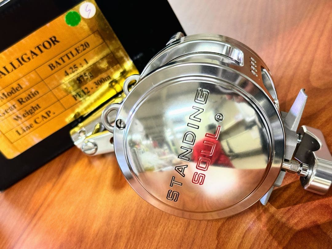 アリゲーター　バトル20 リール シルバー