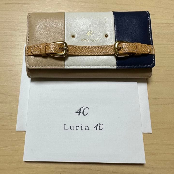 Luria 4°C キーケース - メルカリ