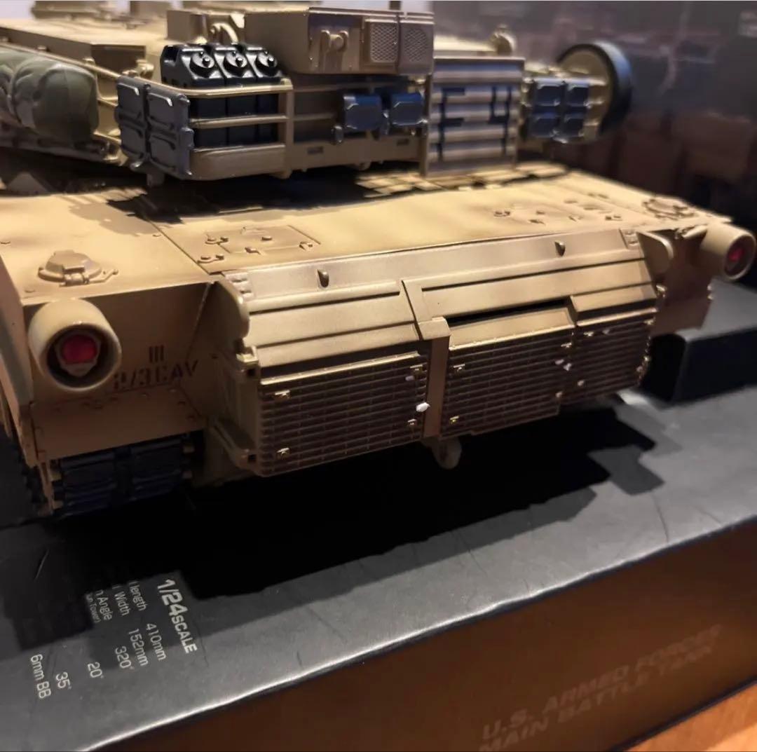 東京マルイ　 M1A2 ABRAMS 1/24 エイブラムス　ラジコン　戦車