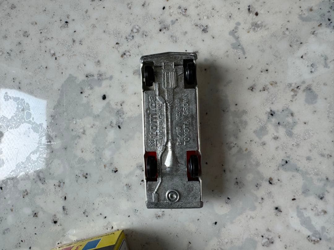 トミカ　黒箱　(激レア)　クラウンスーパーデラックス