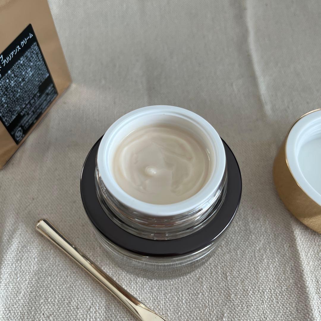 リニュートリィブ ダイヤモンド ブリリアンス　クリーム　30ml