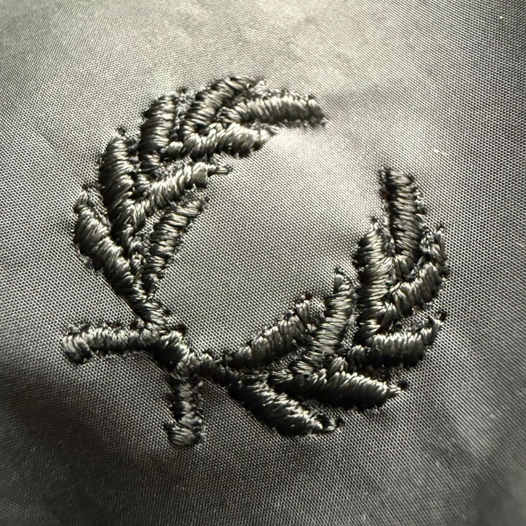 希少 美品 FRED PERRY ロングダウンコート ロングコート ブラック