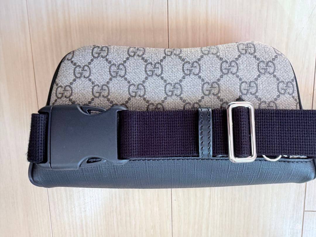 GGパターン ボディバッグ