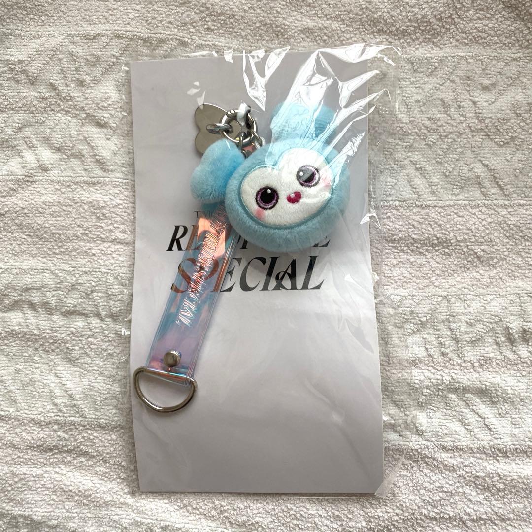 TWICE ナヨン スマホチャームストラップ ナブリー - メルカリ