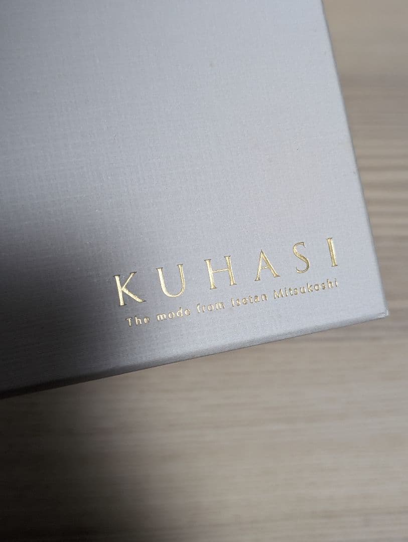 ほぼ未使用 KUHASI クハシ ISETAN MITSUKOSHI 置時計 - メルカリ