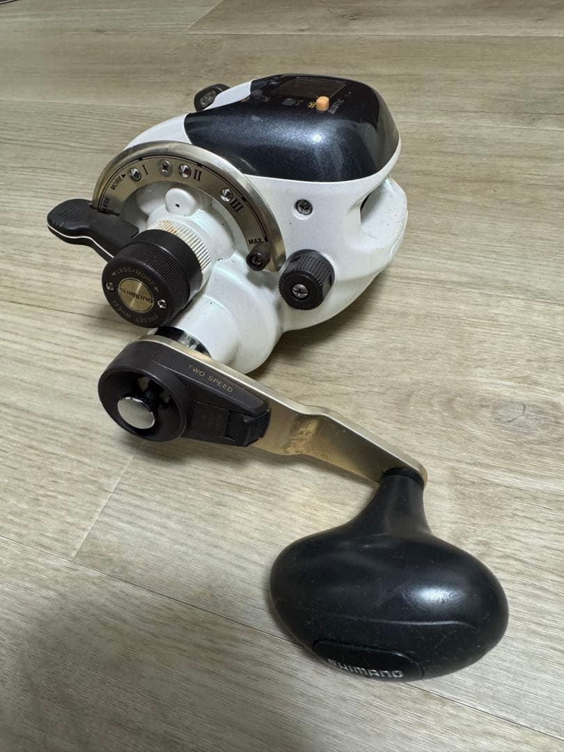 リール DIGITANA SLS 2SPEED 4000XT