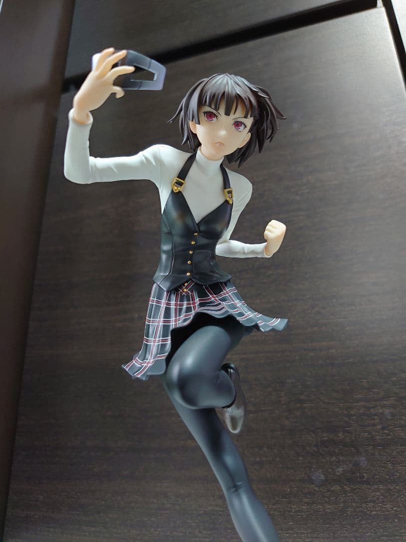 ペルソナ5 ザ・ロイヤル 新島真 制服Ver. ホビージャパン フィギュア