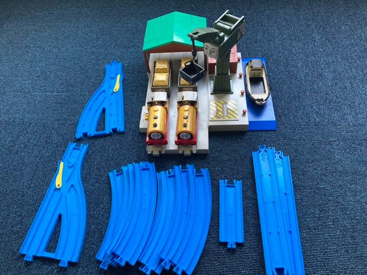 のぶさん専用 トーマス プラレール ビルとベンと港の仲間たちセット