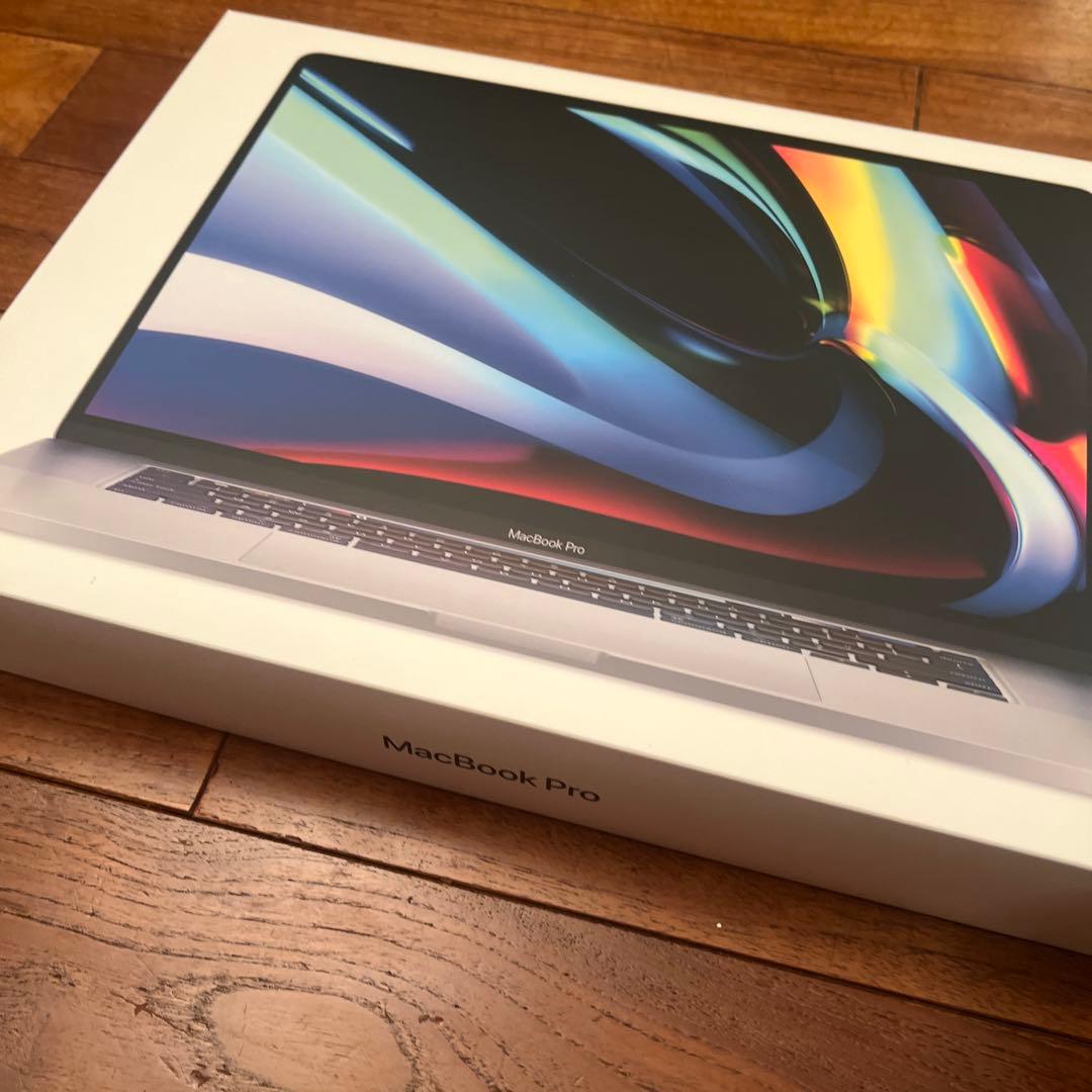 SORA　MacBook Pro 16インチとケース