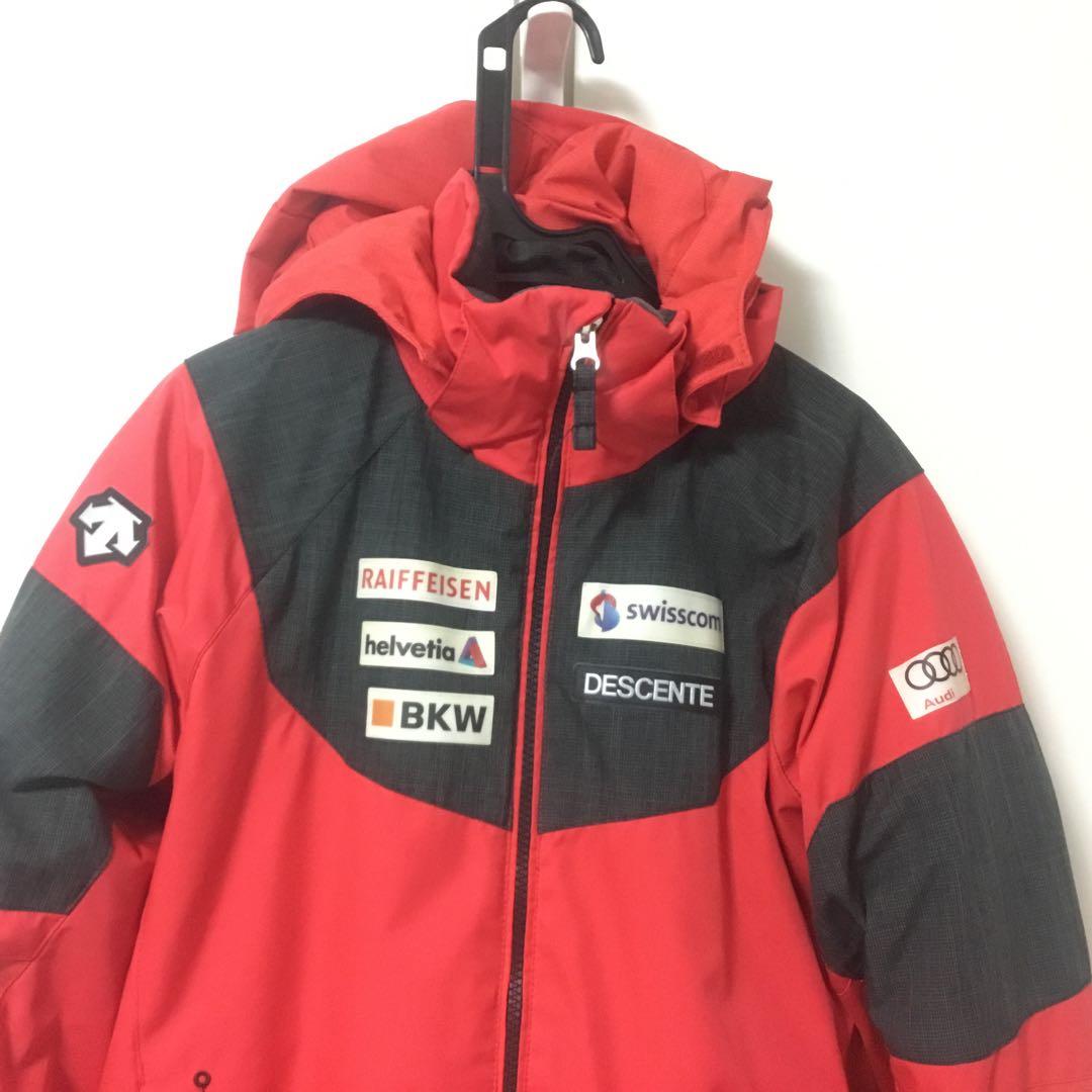 DESCENTE スキーウェア SWISSCOM スイスナショナルチームモデル