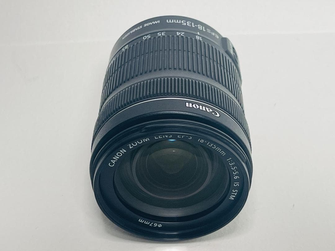 ★美品★Canon EF-S 18-135mm F3.5-5.6 IS STM