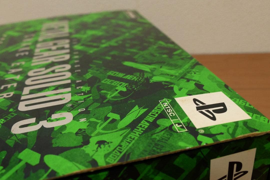 PS2 メタルギアソリッド3 スネークイーター プレミアムパッケージ 限定版