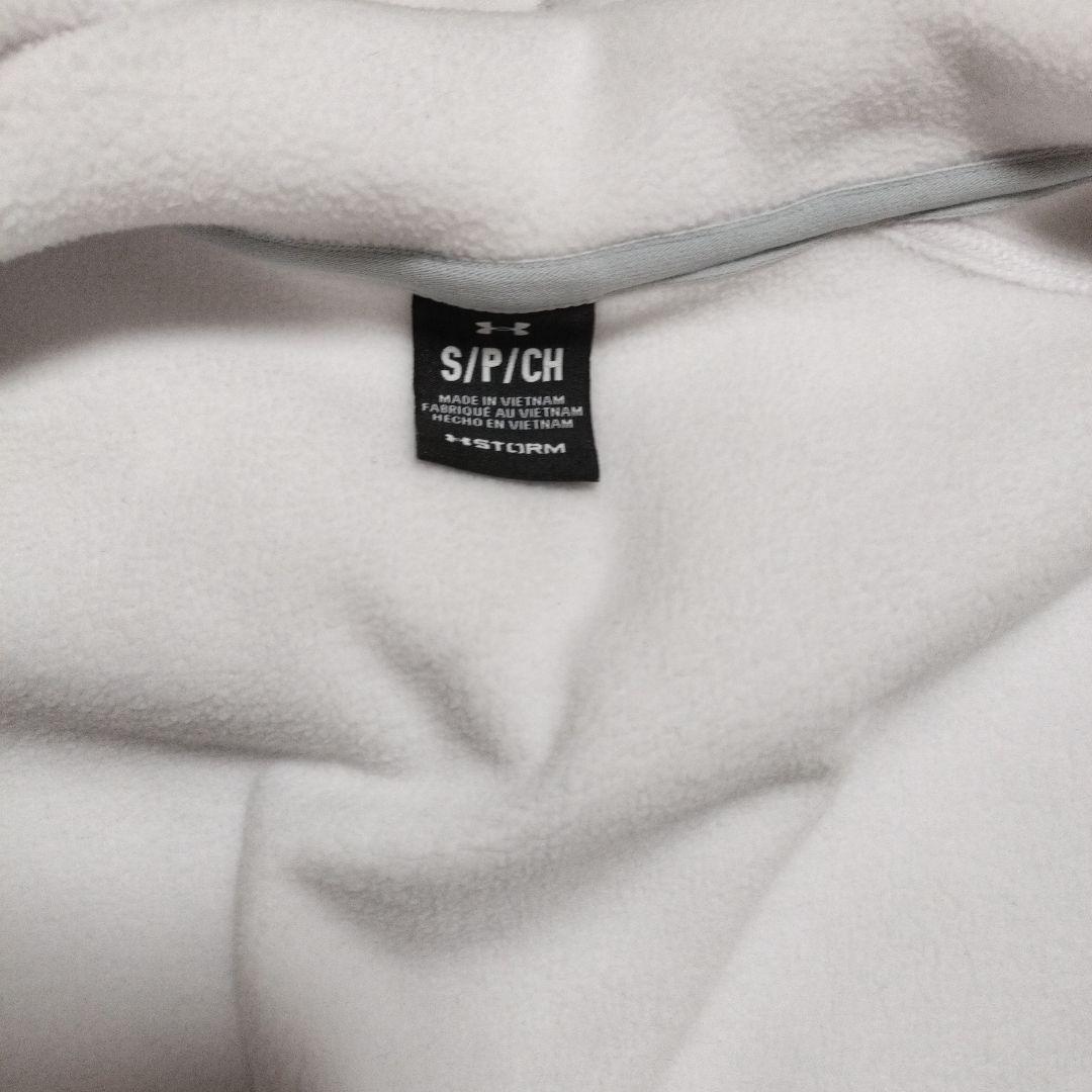 アンダーアーマー　ウインターニット　3レイヤー ジャケット4.0　S　ホワイト