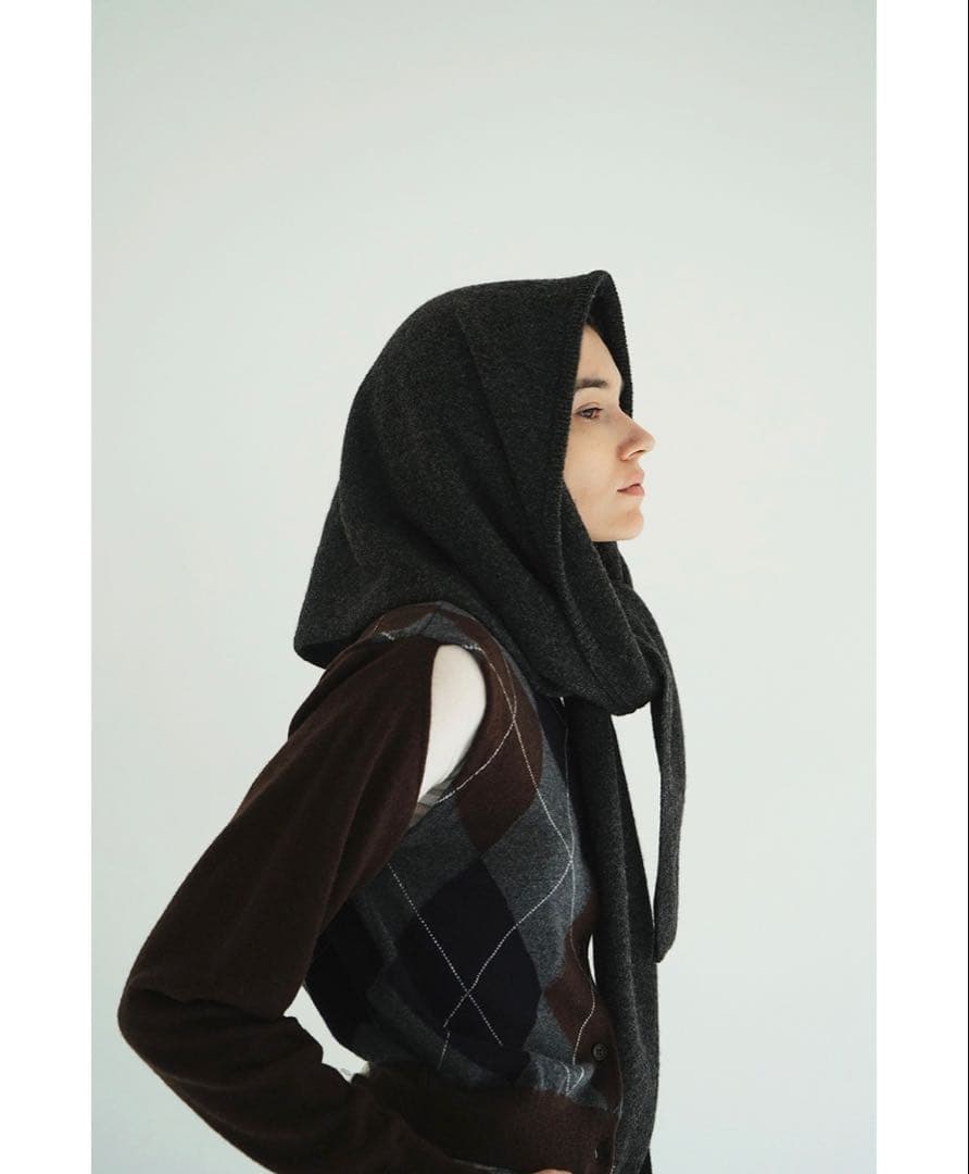 CLANE YAK KNIT TRIANGULAR STOLE - メルカリ