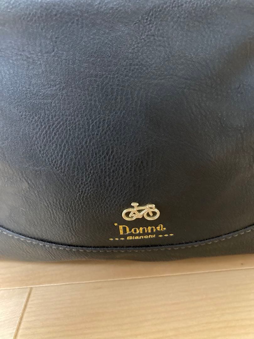 Bianchi Donna ブラックリュック 新品未使用 ビアンキドンナ