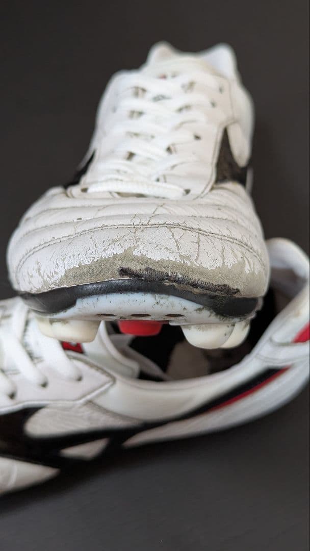 ①Mizuno Morelia ミズノ モレリア サッカースパイク シューズ