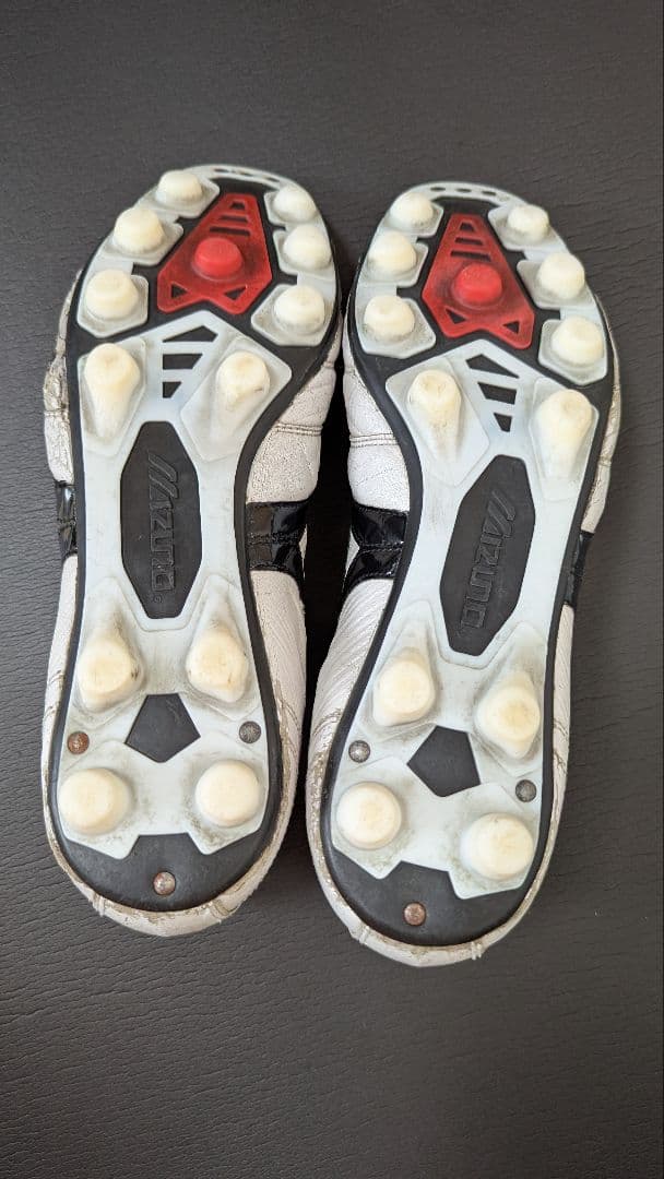 ①Mizuno Morelia ミズノ モレリア サッカースパイク シューズ