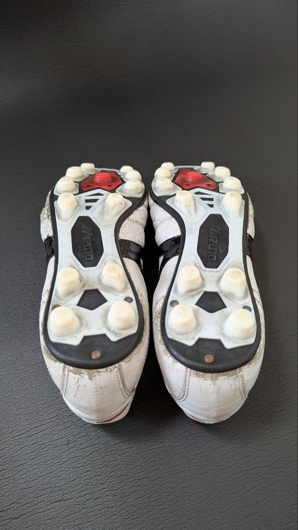 ①Mizuno Morelia ミズノ モレリア サッカースパイク シューズ