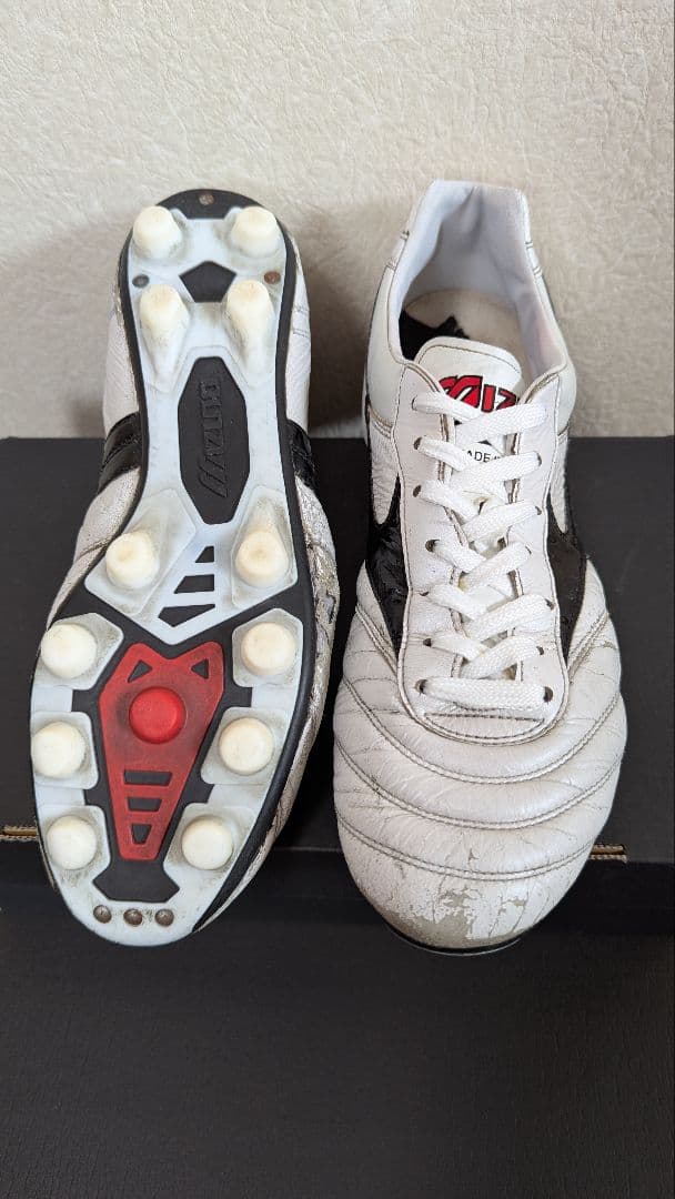 ①Mizuno Morelia ミズノ モレリア サッカースパイク シューズ