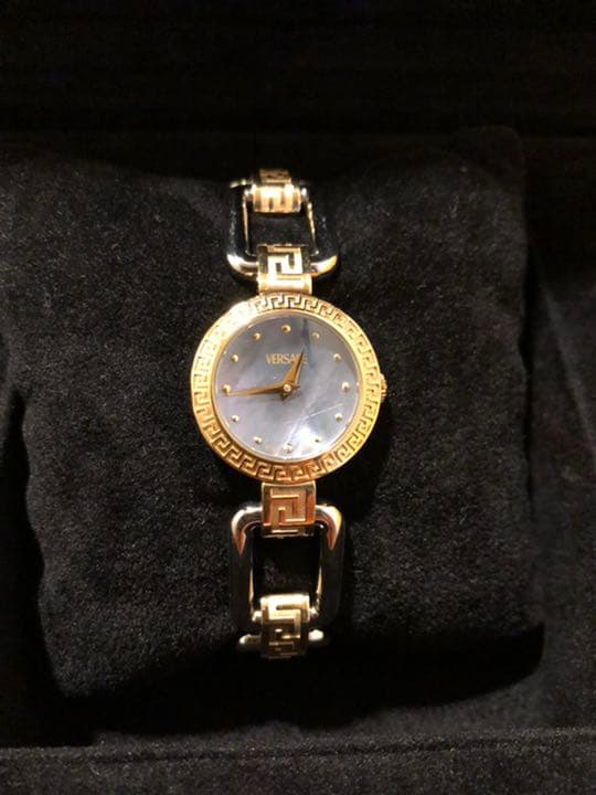 美品！　ベルサーチ　VERSACE　腕時計　ブレスレット