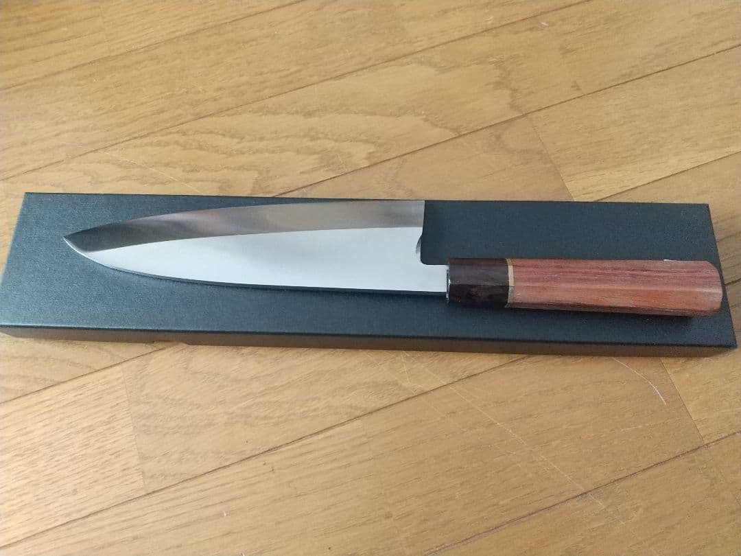 【週末限定値下げ】✡V金10号本焼き✡出刃包丁 相出刃 V金10号 210mm 全鋼本焼 平鏡面 黒檀柄 鞘付き-歌舞伎ナイフ